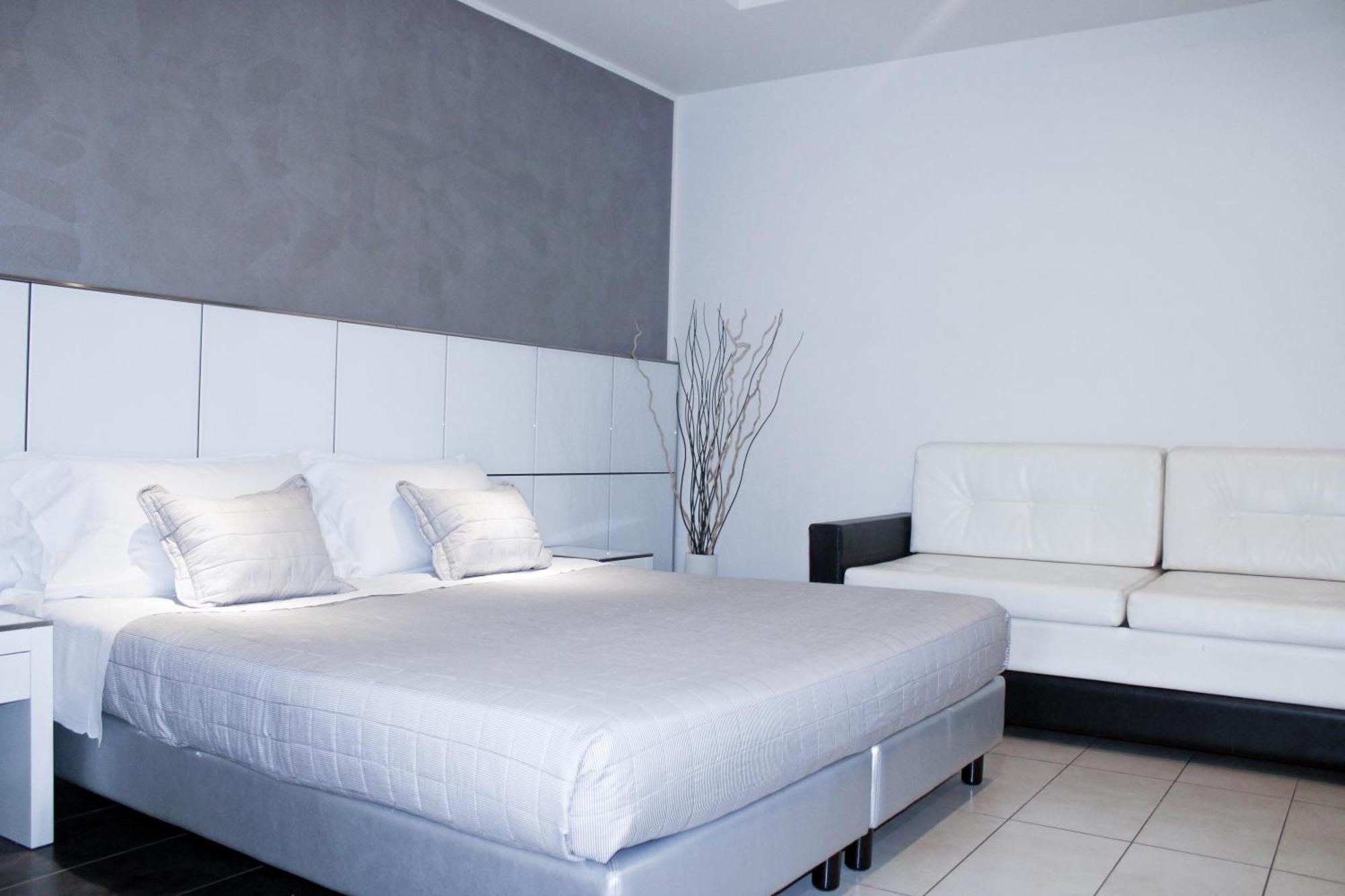 Atmosphere Suite Hotel Римини Екстериор снимка