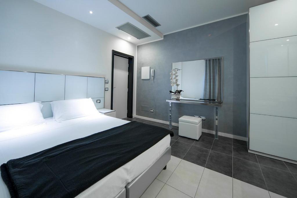 Atmosphere Suite Hotel Римини Екстериор снимка